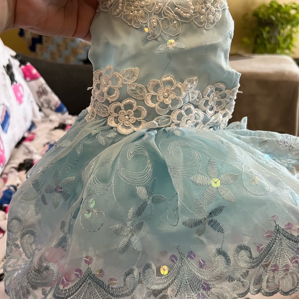 Dog dress (small dog)